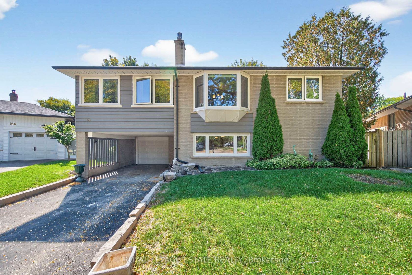 166 Kenvale Court, Mill Pond, Richmond Hill 