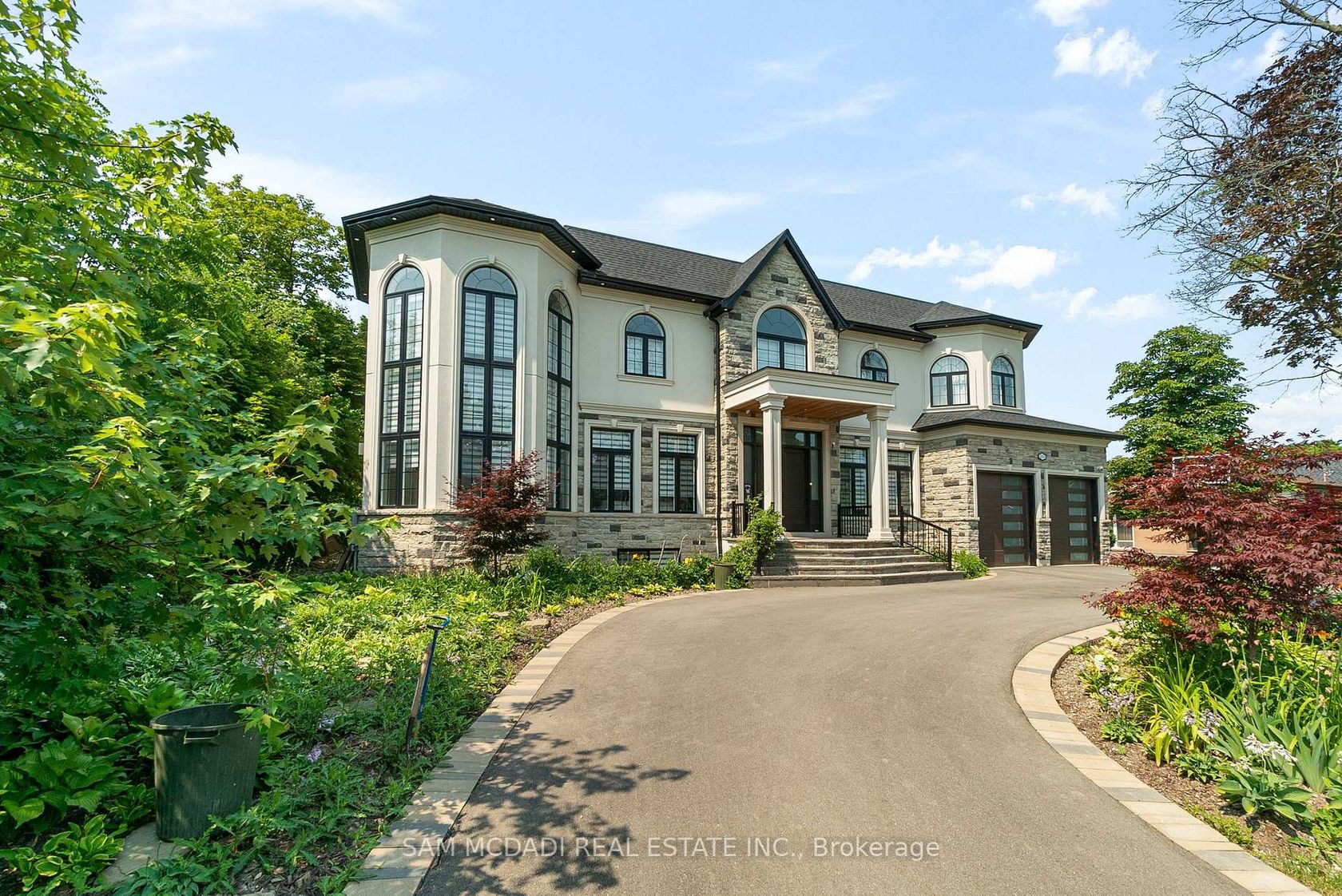 2554 Liruma Road, Sheridan, Mississauga 