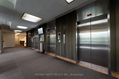 Photo 5 at PH5 - 5 Massey Square, Crescent Town, Toronto Photo 5 at PH5 - 5 Massey Square, Crescent Town, Toronto