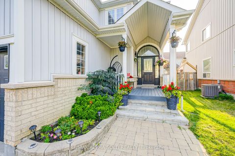 Photo 2 at 1184 Ashgrove Crescent, Pinecrest, Oshawa