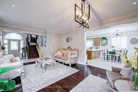 Photo 8 at 1184 Ashgrove Crescent, Pinecrest, Oshawa