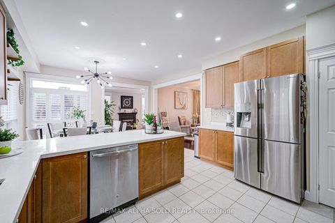 Photo 13 at 1184 Ashgrove Crescent, Pinecrest, Oshawa