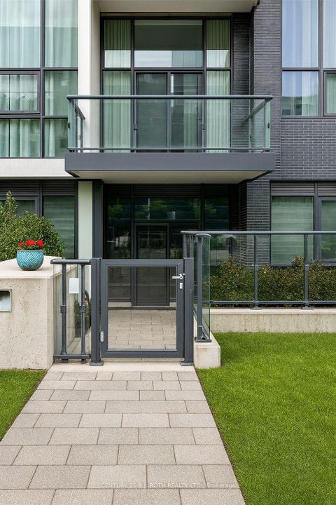 Photo 1 at G-15 - 375 SEA RAY Avenue, Rural Innisfil, Innisfil