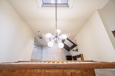 Photo 5 at 80 Venice Crescent W, Beverley Glen, Vaughan