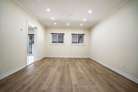 Photo 8 at 80 Venice Crescent W, Beverley Glen, Vaughan