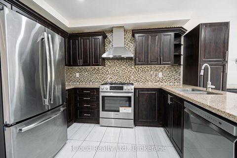 Photo 12 at 80 Venice Crescent W, Beverley Glen, Vaughan