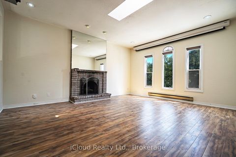 Photo 16 at 80 Venice Crescent W, Beverley Glen, Vaughan