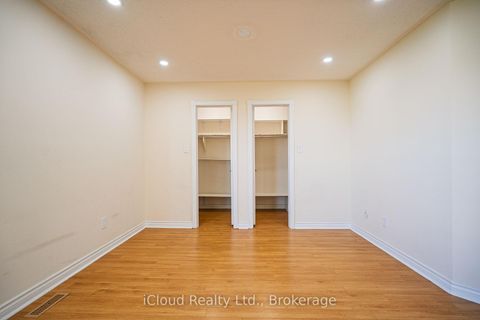 Photo 27 at 80 Venice Crescent W, Beverley Glen, Vaughan