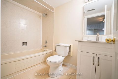 Photo 34 at 80 Venice Crescent W, Beverley Glen, Vaughan Photo 34 at 80 Venice Crescent W, Beverley Glen, Vaughan