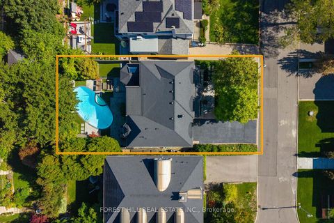 Photo 3 at 34 Forest Ridge Drive, Forest Hill North, Toronto
