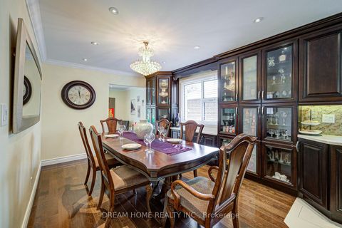 Photo 16 at 811 Huntingwood Drive, Sullivan, Toronto