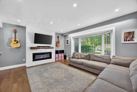 Photo 3 at 56 Briar Road, Allandale Heights, Barrie