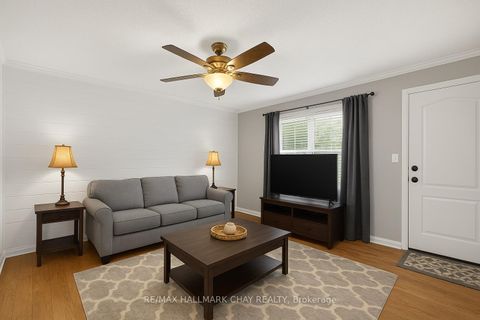 Photo 18 at 56 Briar Road, Allandale Heights, Barrie