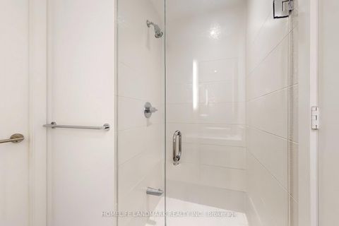 Photo 30 at 5510 - 10 York Street, Waterfront Communities C1, Toronto