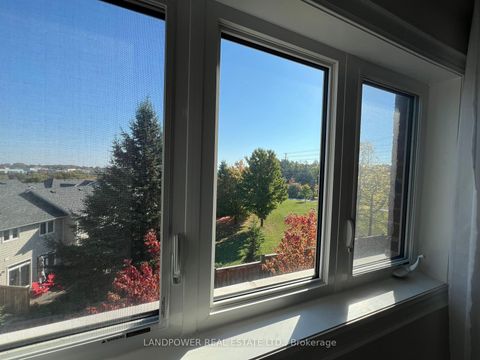 Photo 20 at 59 Gordon Circle, College Manor, Newmarket