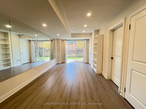 Photo 28 at 59 Gordon Circle, College Manor, Newmarket