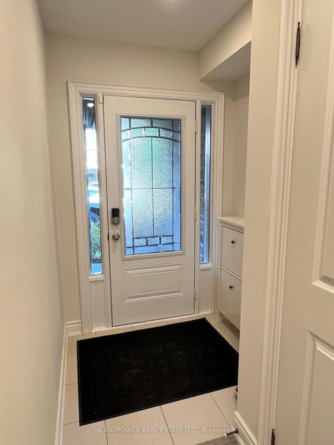 Photo 31 at 59 Gordon Circle, College Manor, Newmarket