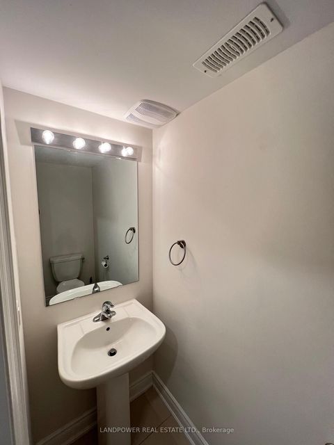 Photo 32 at 59 Gordon Circle, College Manor, Newmarket