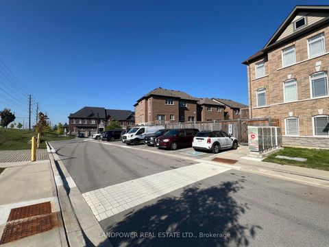 Photo 34 at 59 Gordon Circle, College Manor, Newmarket