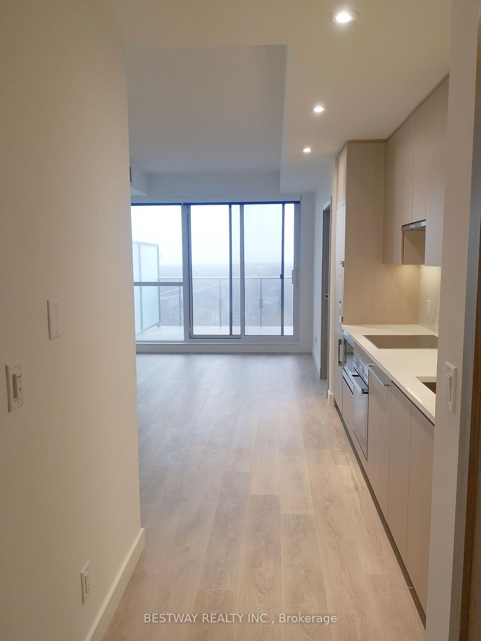 1505 - 27 McMahon Drive, Bayview Village, Toronto 