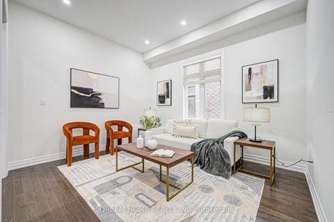 Photo 6 at 113 Botelho Circle, Bayview Southeast, Aurora Photo 6 at 113 Botelho Circle, Bayview Southeast, Aurora