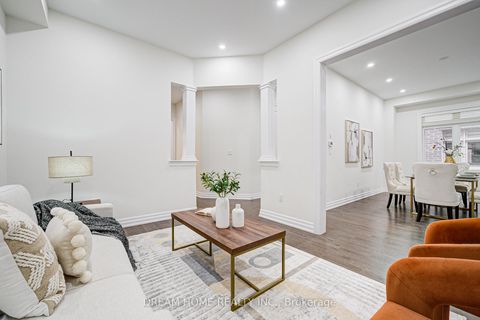 Photo 8 at 113 Botelho Circle, Bayview Southeast, Aurora Photo 8 at 113 Botelho Circle, Bayview Southeast, Aurora