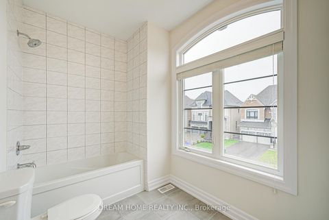 Photo 33 at 113 Botelho Circle, Bayview Southeast, Aurora Photo 33 at 113 Botelho Circle, Bayview Southeast, Aurora