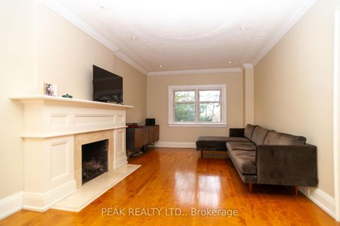Photo 7 at 136 Humbercrest Boulevard, Bloor West Village, Toronto