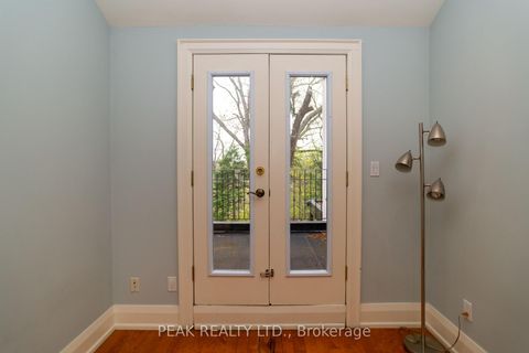 Photo 18 at 136 Humbercrest Boulevard, Bloor West Village, Toronto