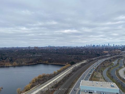 Photo 20 at 4003 - 1926 Lake Shore Boulevard W, South Parkdale, Toronto