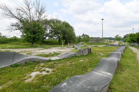 Photo 30 at 4003 - 1926 Lake Shore Boulevard W, South Parkdale, Toronto