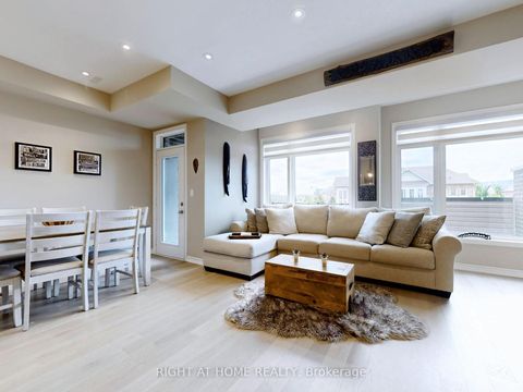 Photo 3 at 279 Moody Drive, Kleinburg, Vaughan