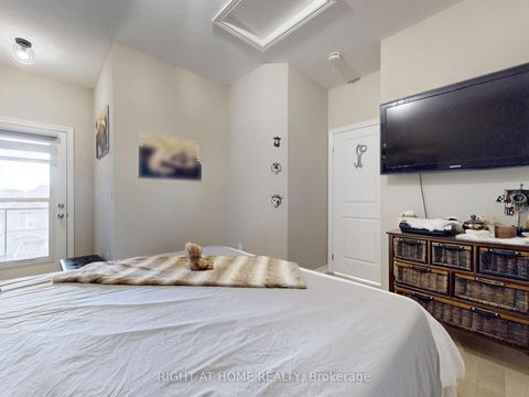 Photo 19 at 279 Moody Drive, Kleinburg, Vaughan