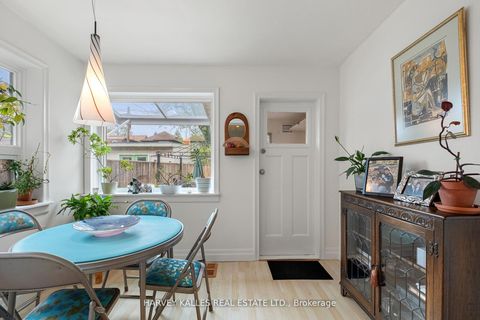 Photo 18 at 291 Arlington Avenue, Cedarvale, Toronto