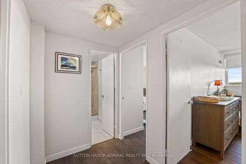 Photo 22 at 1001 - 270 Scarlett Road, Smythe, Toronto