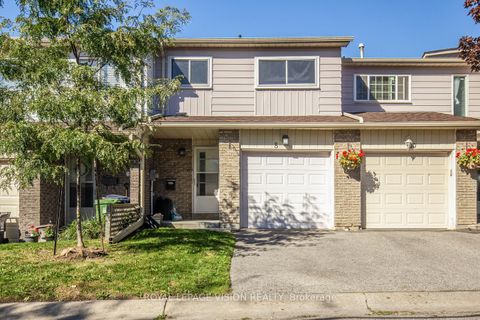 Photo 1 at 8 - 301 Washburn Way, Malvern, Toronto