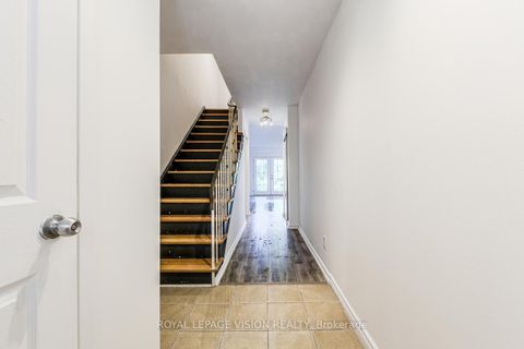 Photo 5 at 8 - 301 Washburn Way, Malvern, Toronto