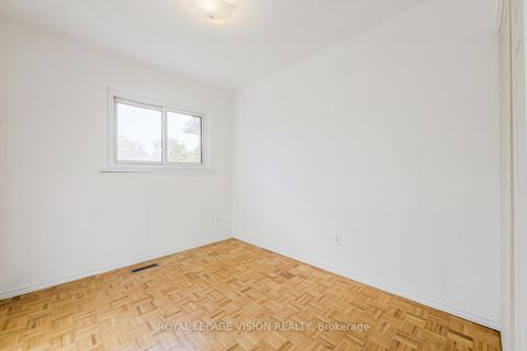 Photo 19 at 8 - 301 Washburn Way, Malvern, Toronto