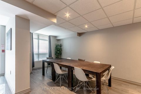 Photo 12 at 302 - 330 Adelaide Street E, Moss Park, Toronto