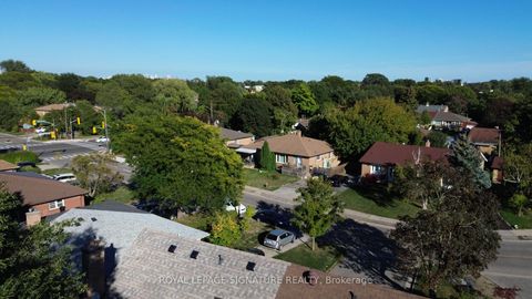 Photo 34 at 87 Combermere Drive, Donalda, Toronto