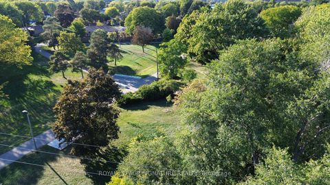 Photo 35 at 87 Combermere Drive, Donalda, Toronto
