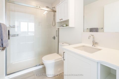 Photo 12 at 311 - 681 Yonge Street, Painswick South, Barrie Photo 12 at 311 - 681 Yonge Street, Painswick South, Barrie
