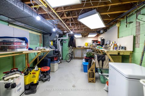 Photo 14 at 9 Granard Boulevard, Cliffcrest, Toronto