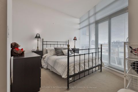 Photo 5 at Ph 201 - 8 Scollard Street, Annex, Toronto