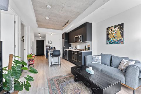 Photo 18 at 1203 - 458 Richmond Street W, Waterfront Communities C1, Toronto