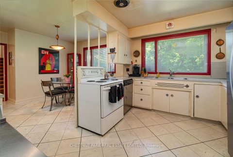 Photo 11 at 229 Owen Boulevard, Windfields, Toronto