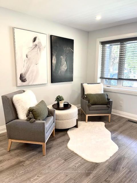 Photo 3 at 2 Lea Grove Crescent, Birchmount, Toronto