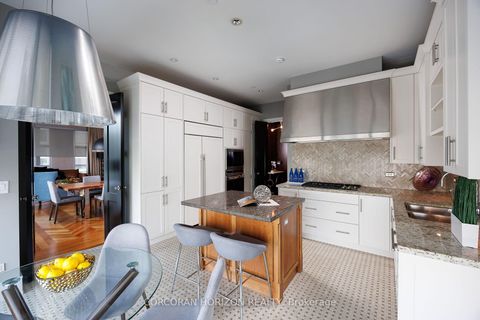 Photo 17 at 2403 - 183 Wellington Street W, Waterfront Communities C1, Toronto