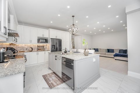 Photo 18 at 16 Westminster Circle, Shore, Barrie