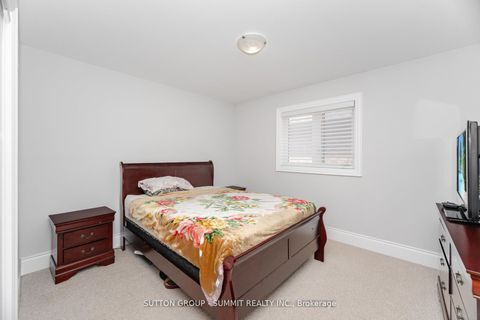 Photo 34 at 16 Westminster Circle, Shore, Barrie